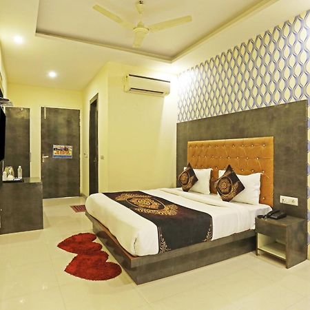 Hotel Smart Signature By Smart Group Nueva Delhi Exterior foto