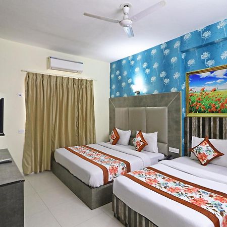 Hotel Smart Signature By Smart Group Nueva Delhi Exterior foto