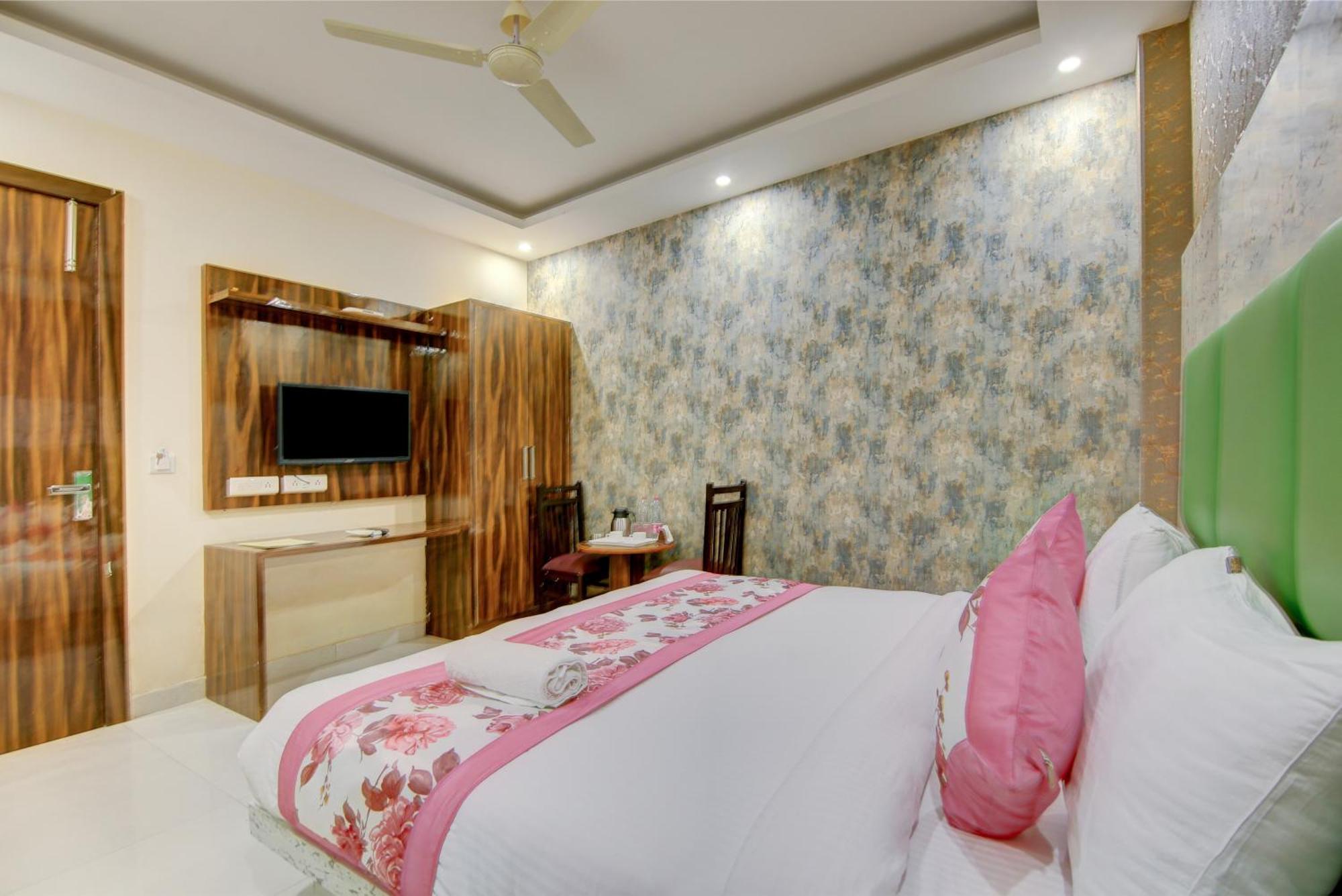 Hotel Smart Signature By Smart Group Nueva Delhi Exterior foto