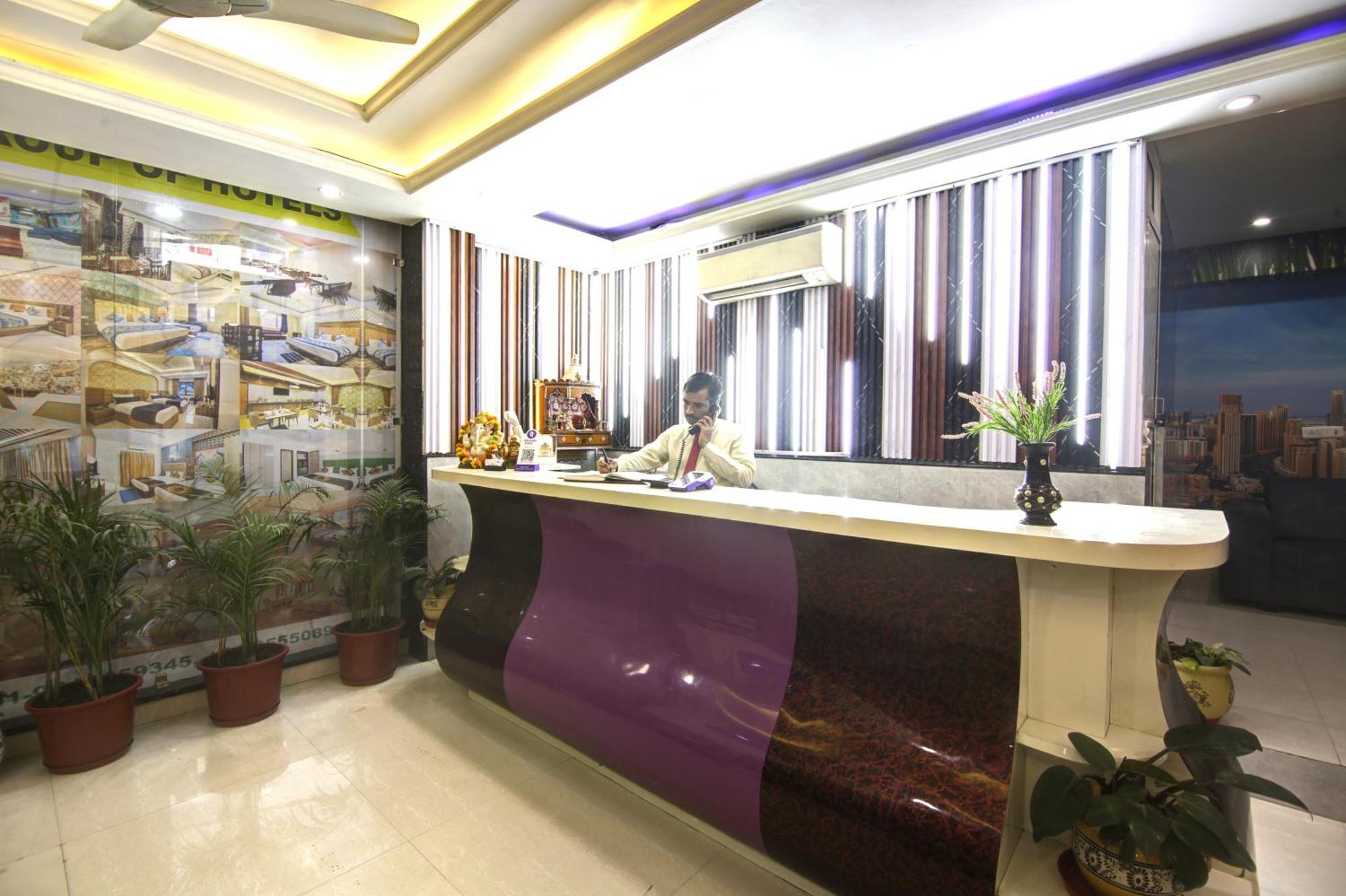 Hotel Smart Signature By Smart Group Nueva Delhi Exterior foto