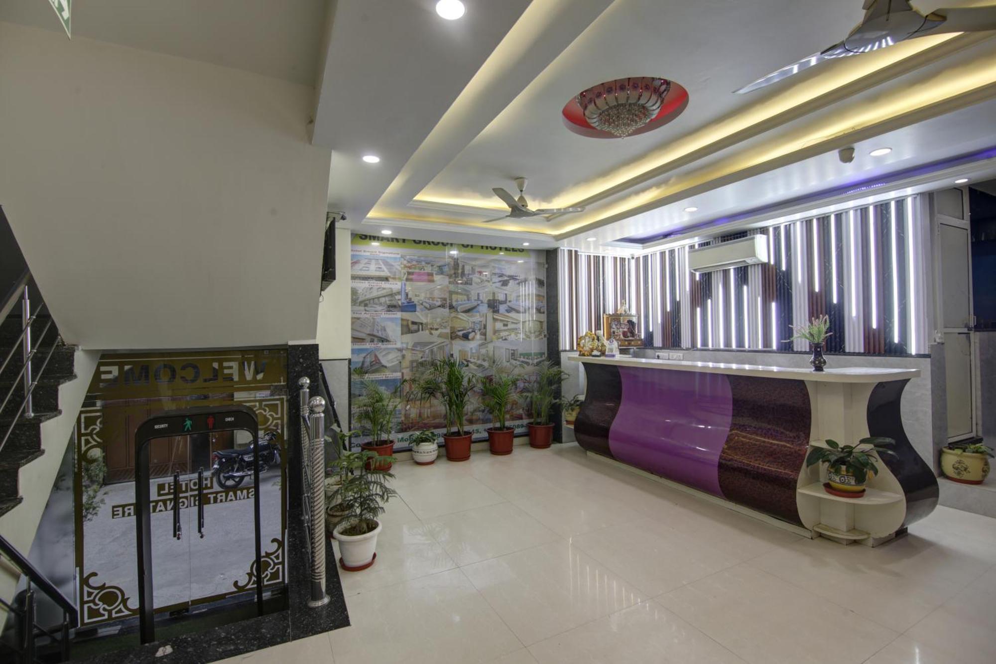 Hotel Smart Signature By Smart Group Nueva Delhi Exterior foto