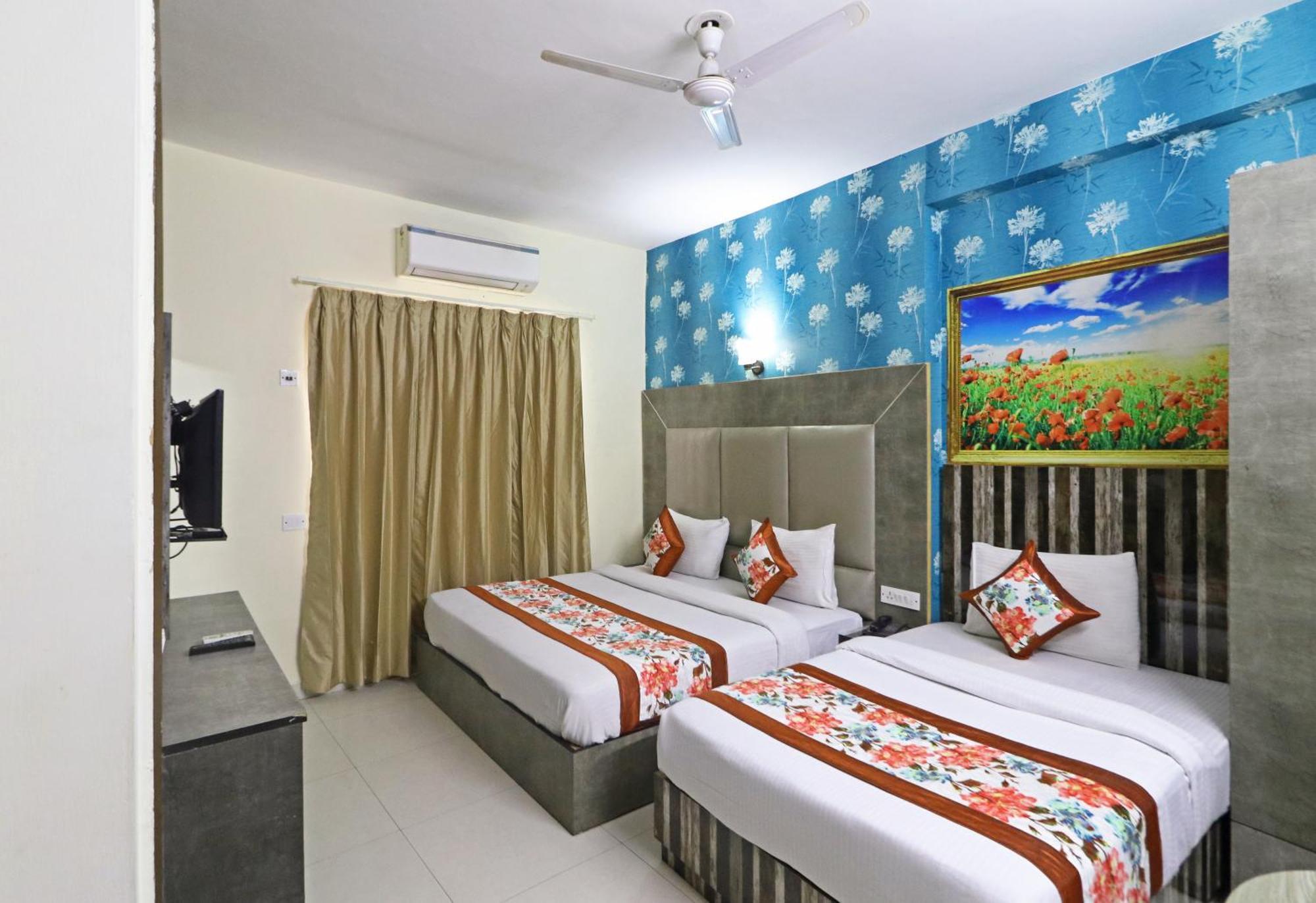 Hotel Smart Signature By Smart Group Nueva Delhi Exterior foto